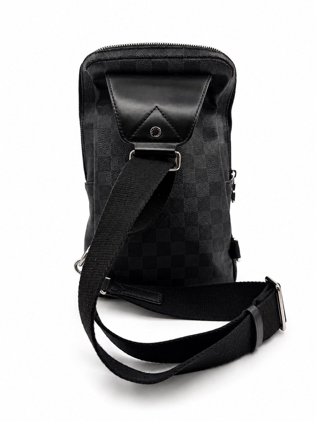 Louis Vuitton Avenue Sling Bag
