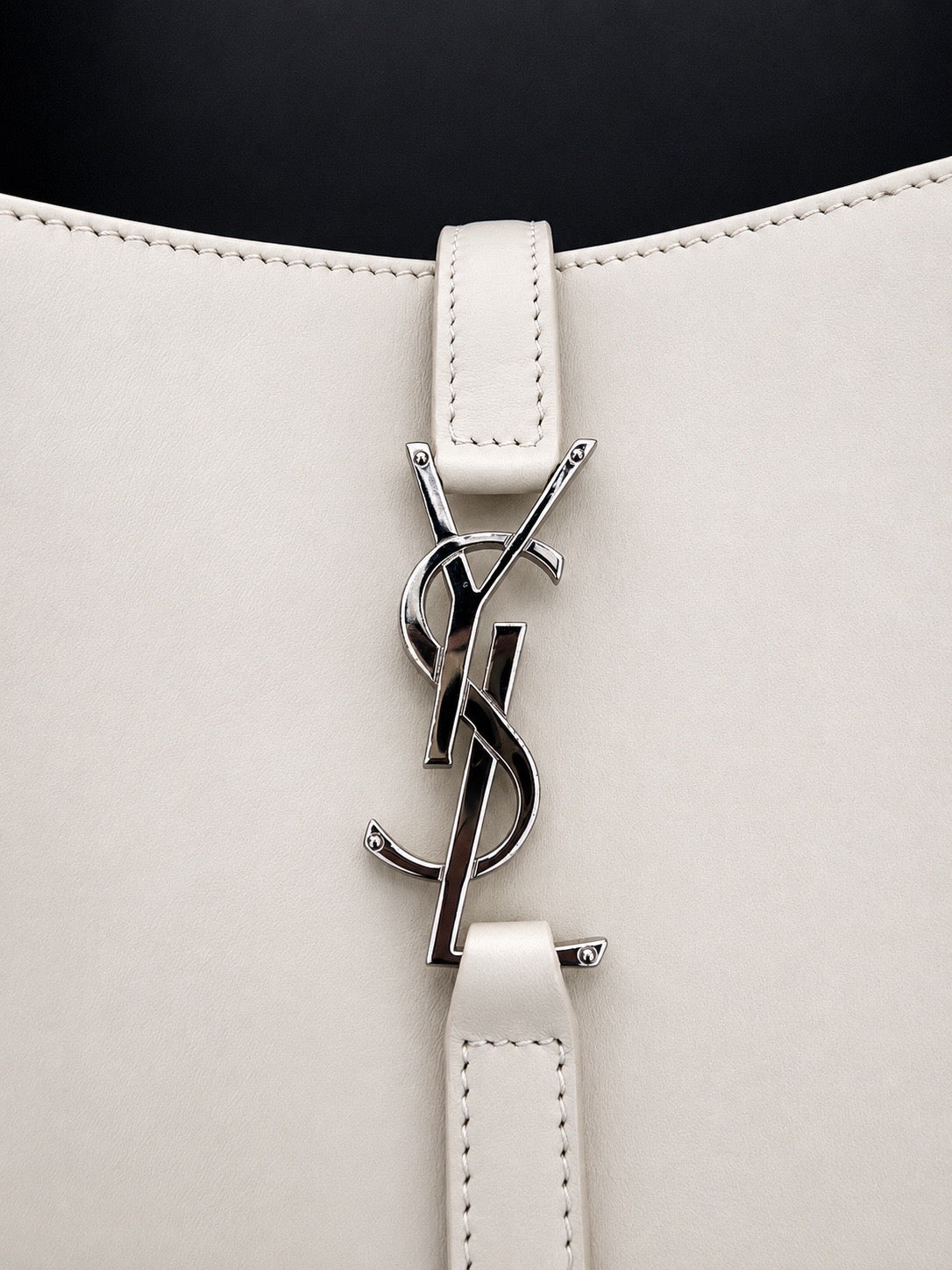 Saint Laurent Le 5 á 7 Hobo Bag