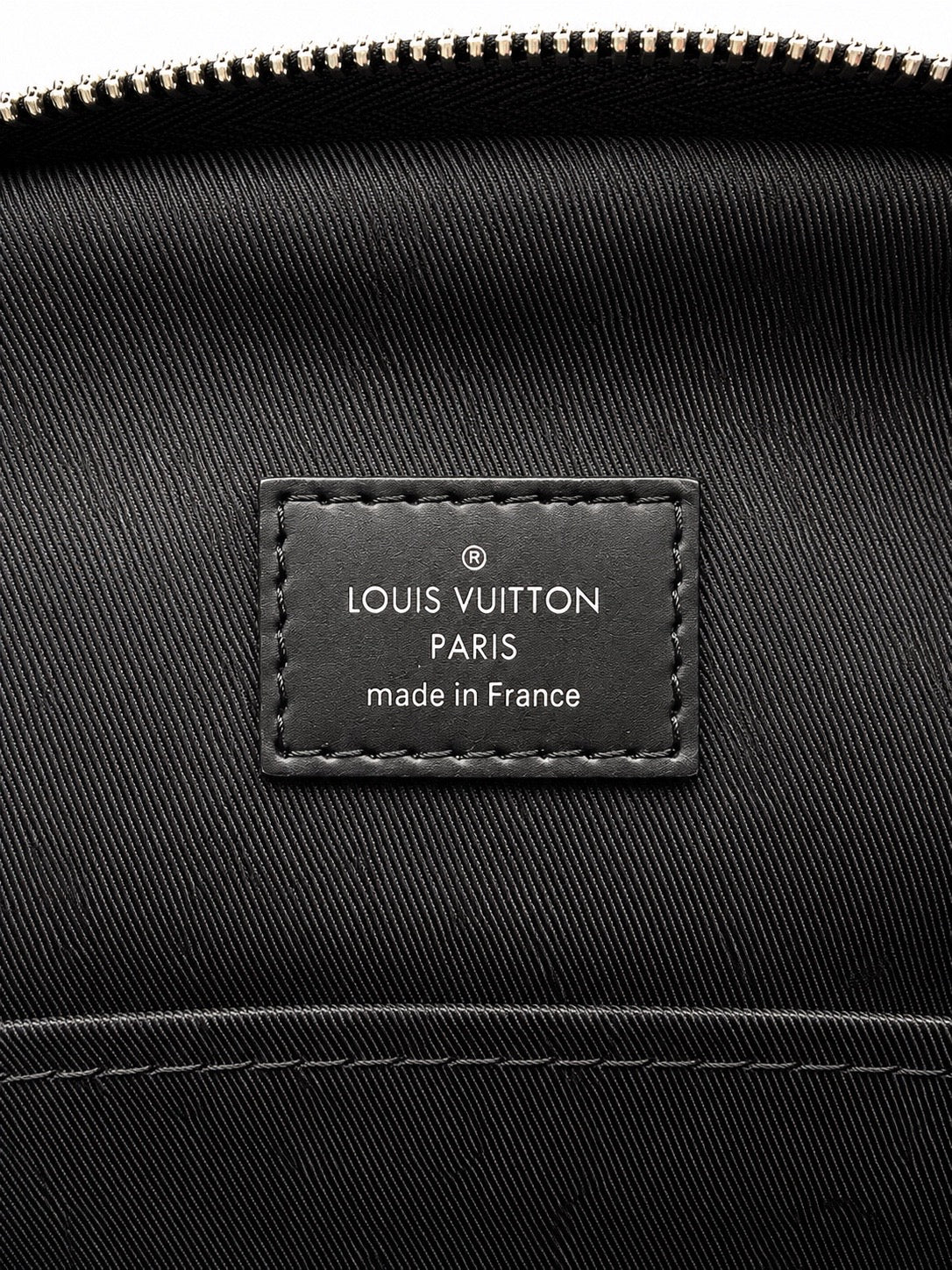 Louis Vuitton Avenue Sling Bag