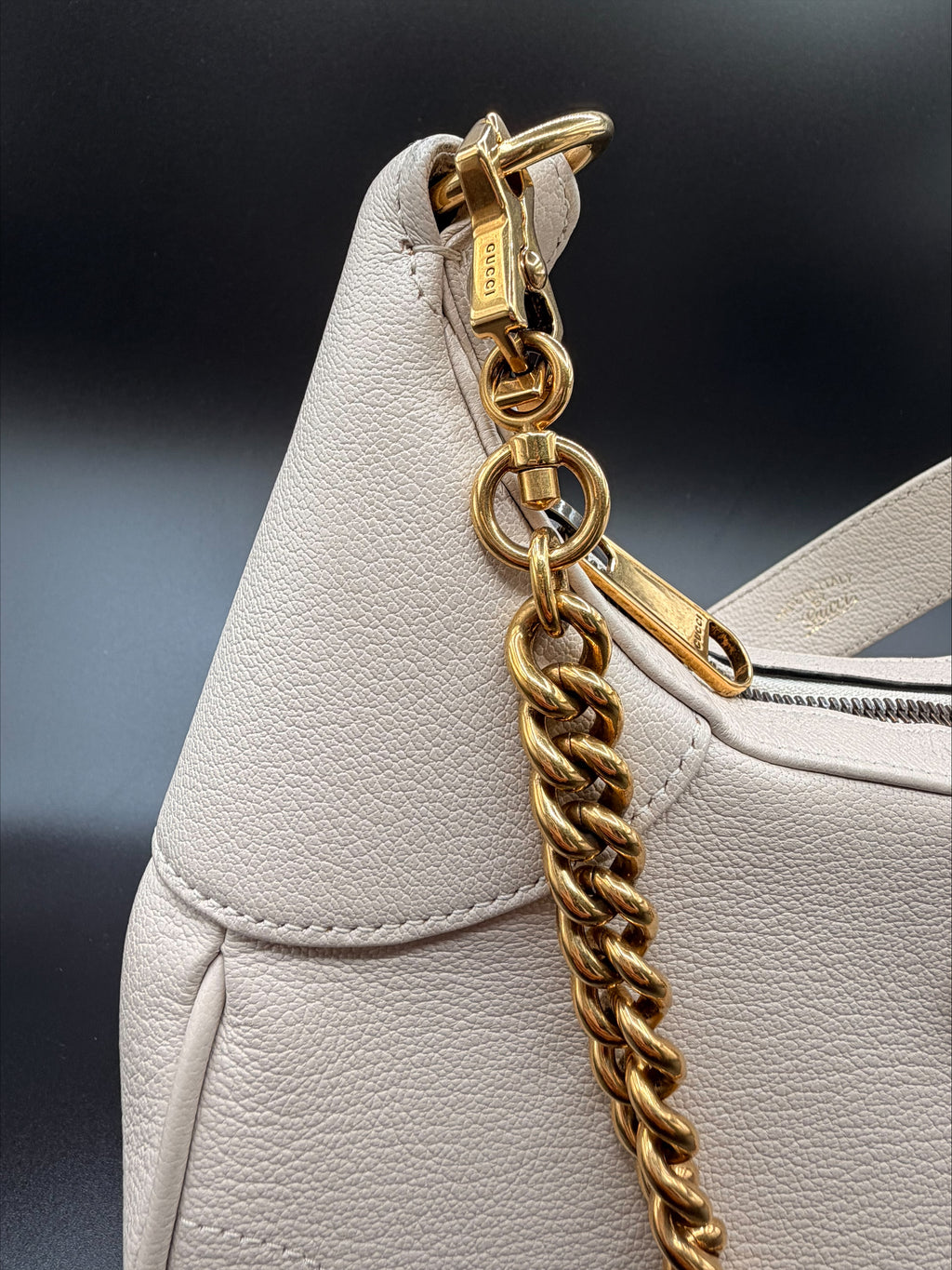Gucci Aphrodite Shoulder Bag – Ivory Leather with Chain Strap