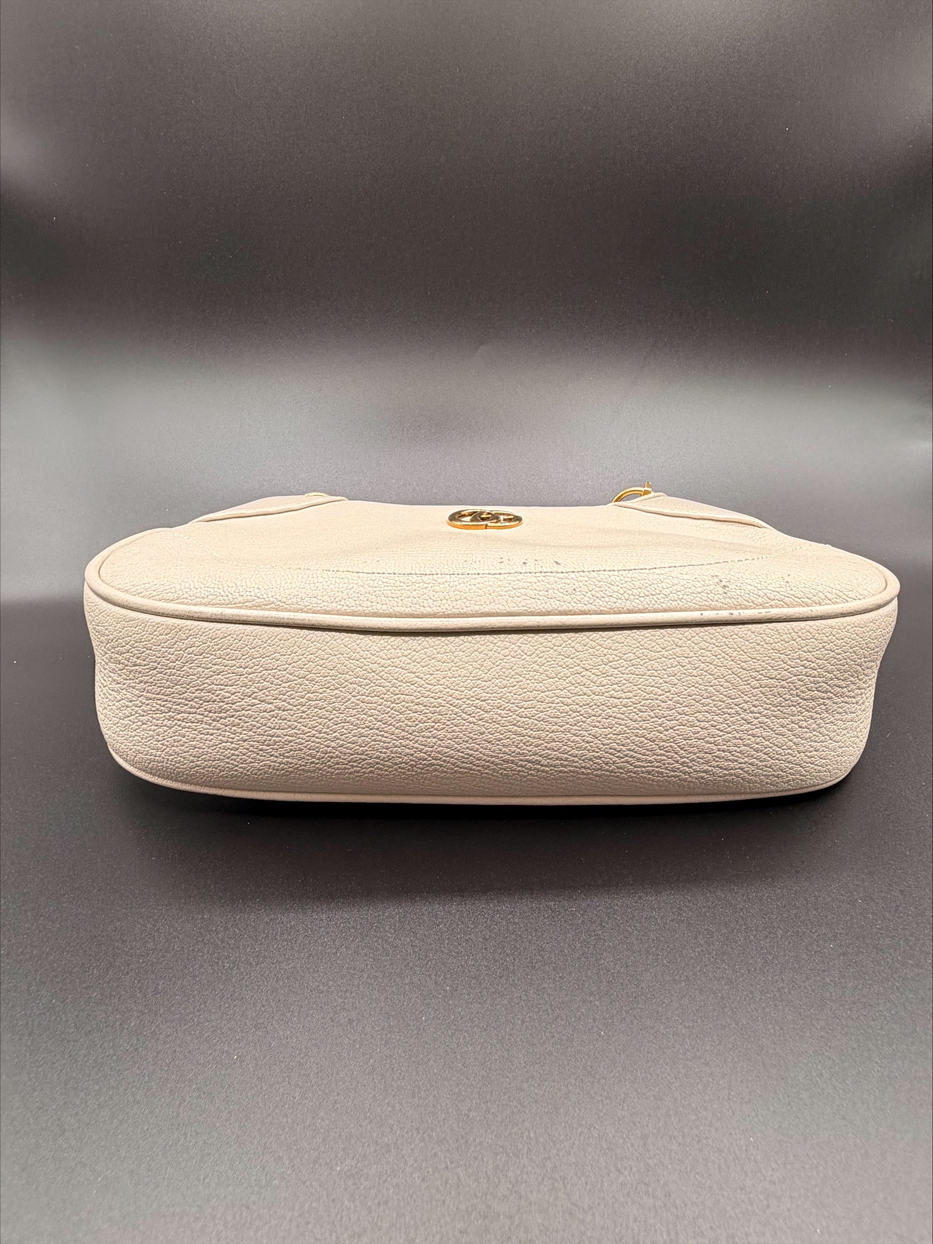 Gucci Aphrodite Shoulder Bag – Ivory Leather with Chain Strap