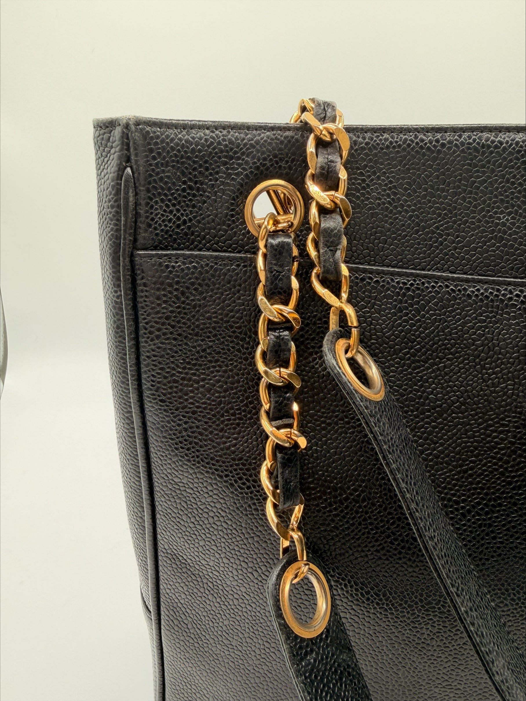 Vintage Chanel Caviar Leather Shoulder Tote – Black with Gold Hardware